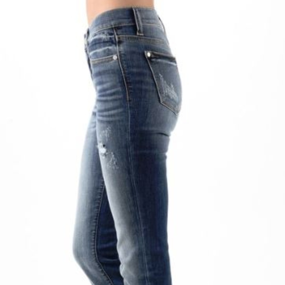 Judy Blue Dark Blue Boyfriend Cuffed Jeans - Picture 7 of 8